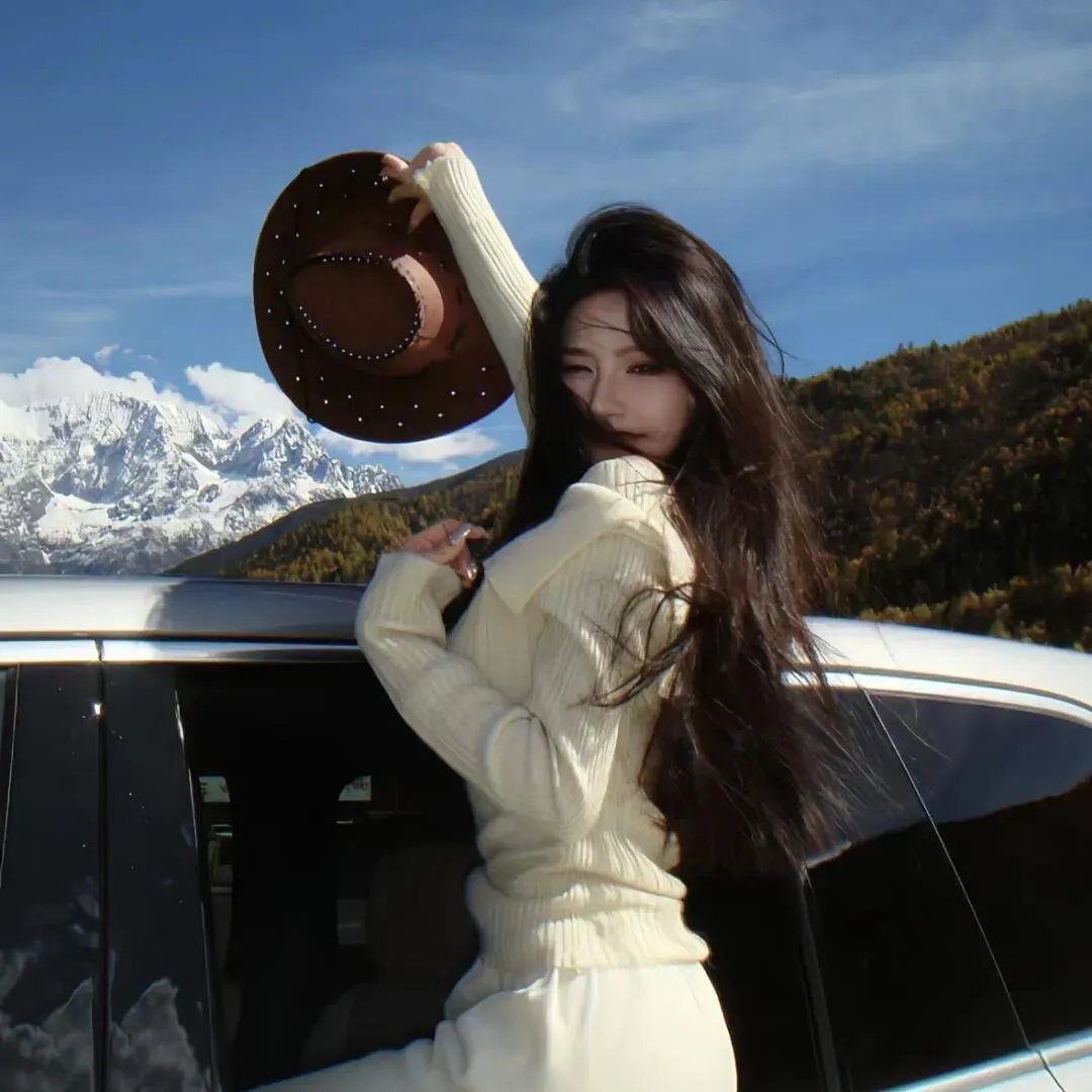 彩凤云裳